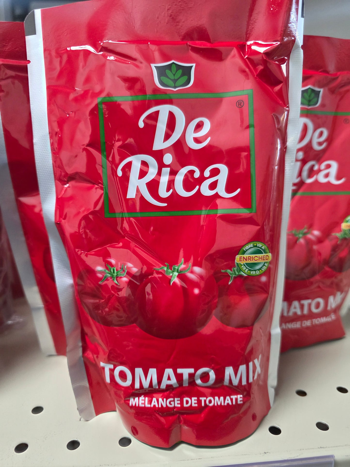 Derica Tomato Paste